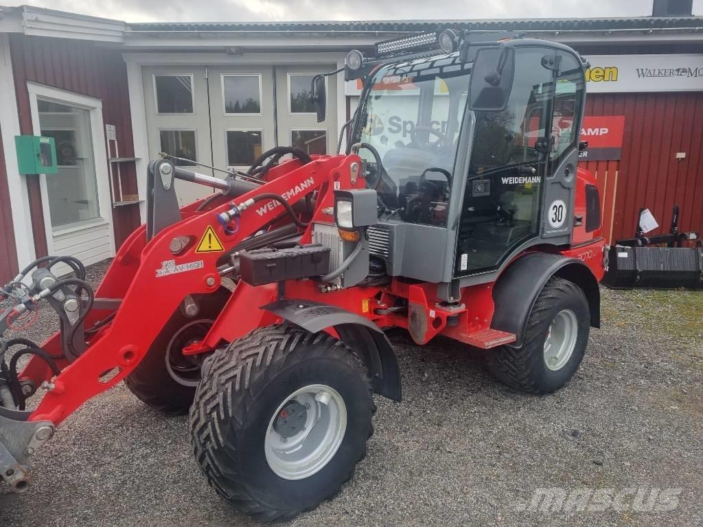 Weidemann 2070 CX80 Naudoti ratiniai krautuvai