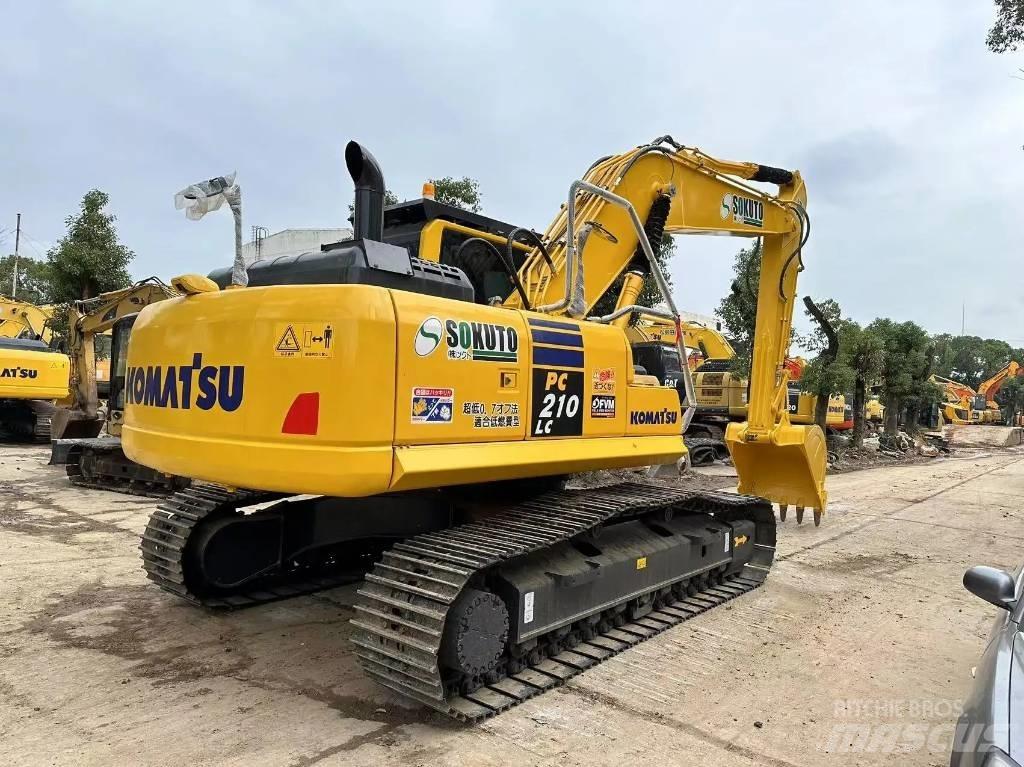 Komatsu PC 200-8 Vikšriniai ekskavatoriai