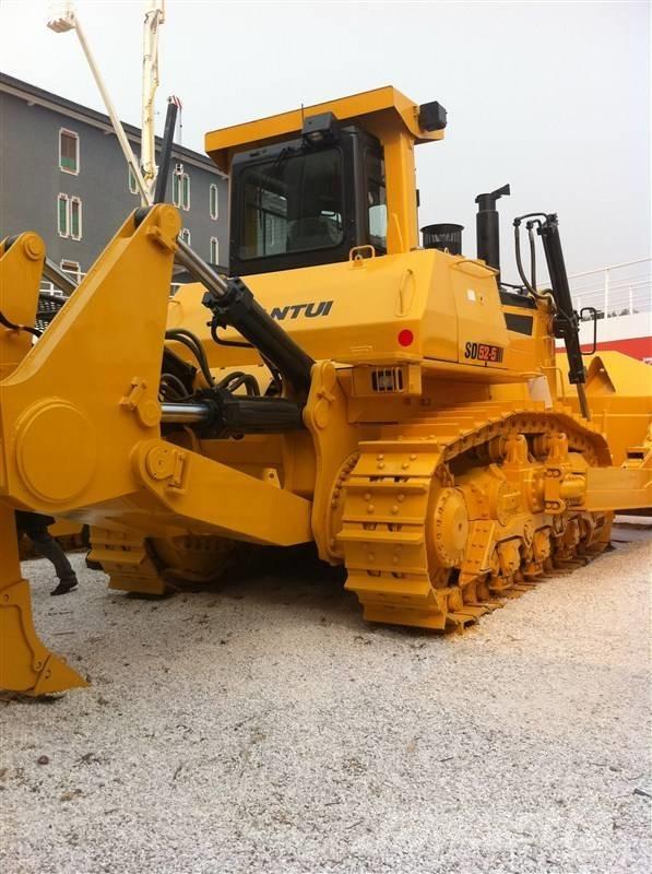 Komatsu d65ex-16 Vikšriniai buldozeriai