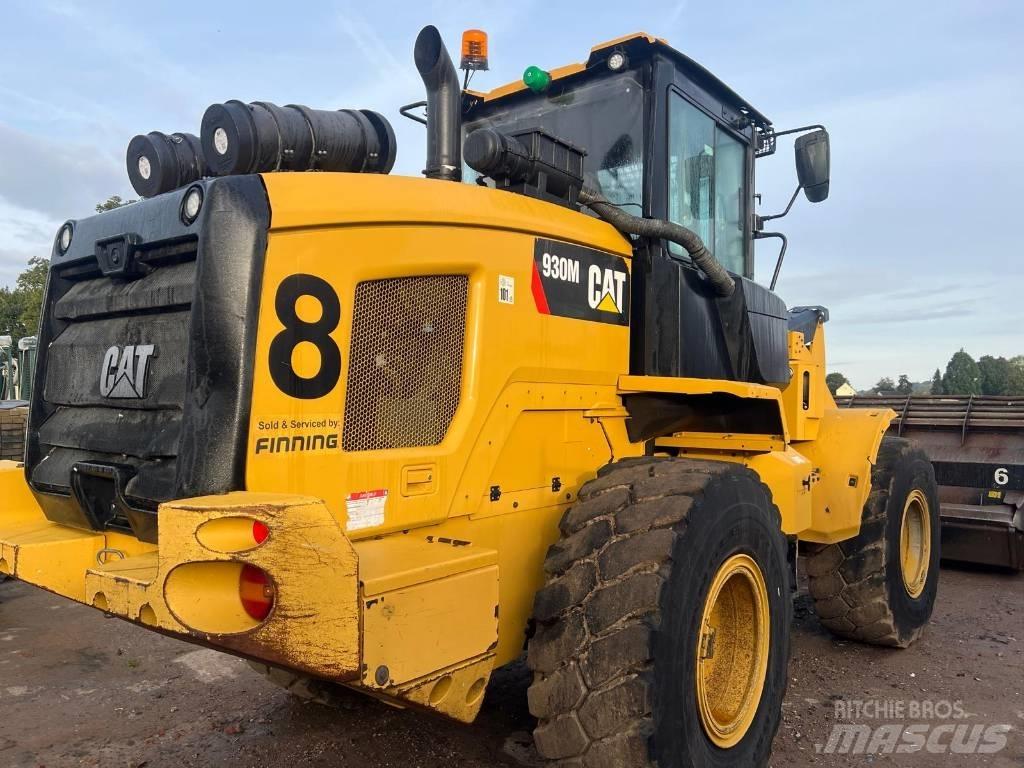 CAT 930 M Naudoti ratiniai krautuvai