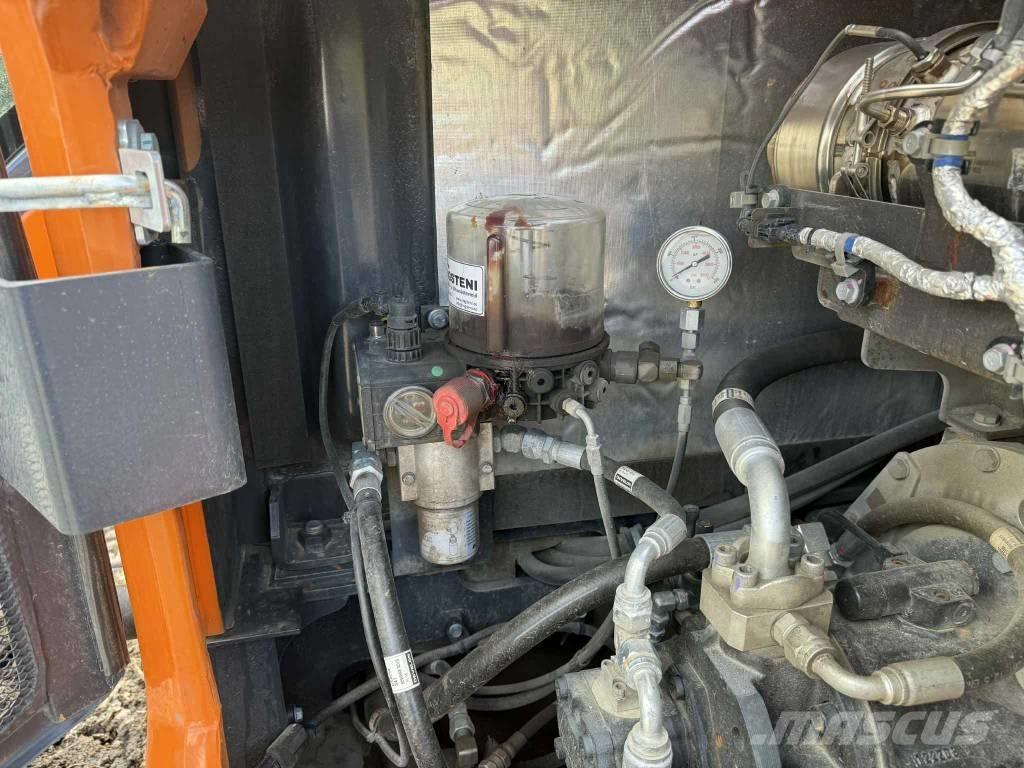 Develon DX 85 R-7 Vidutinės galios ekskavatoriai 7-12 t