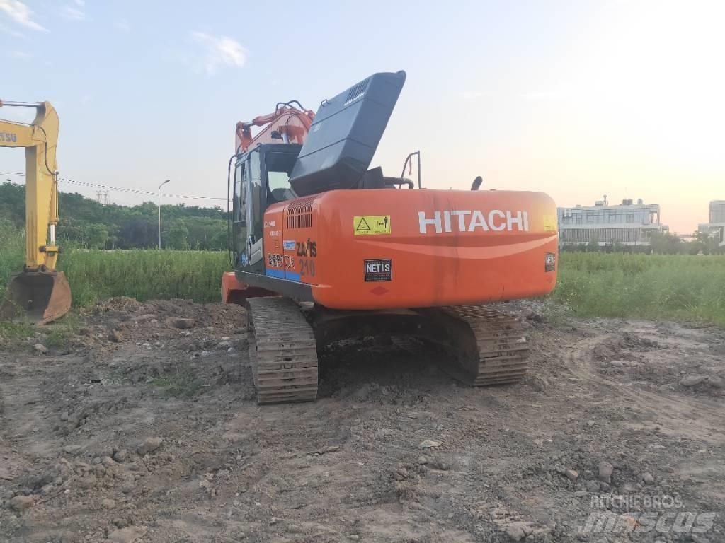 Hitachi ZX 210 Vikšriniai ekskavatoriai