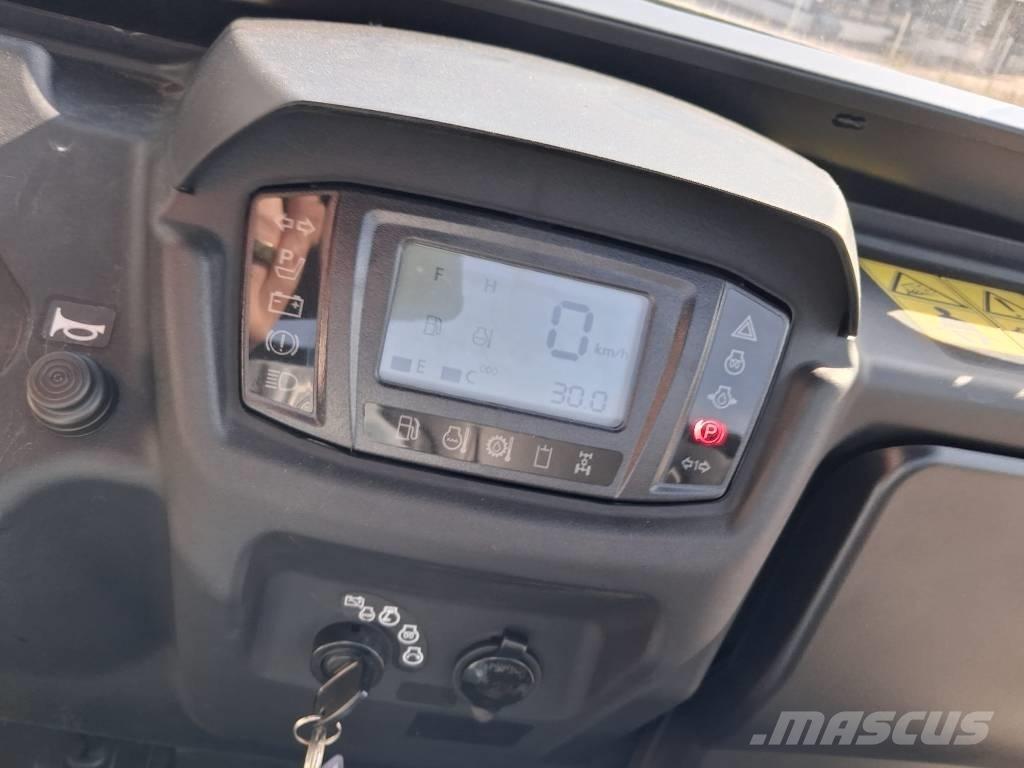 Kubota RTV-X 1110 Specializuotos paskirties technika