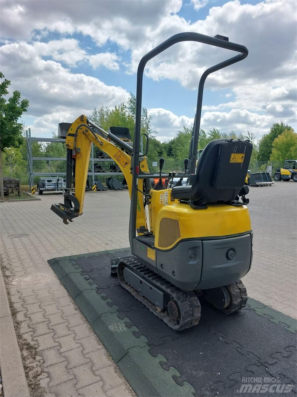 Wacker Neuson 803 Vikšriniai ekskavatoriai