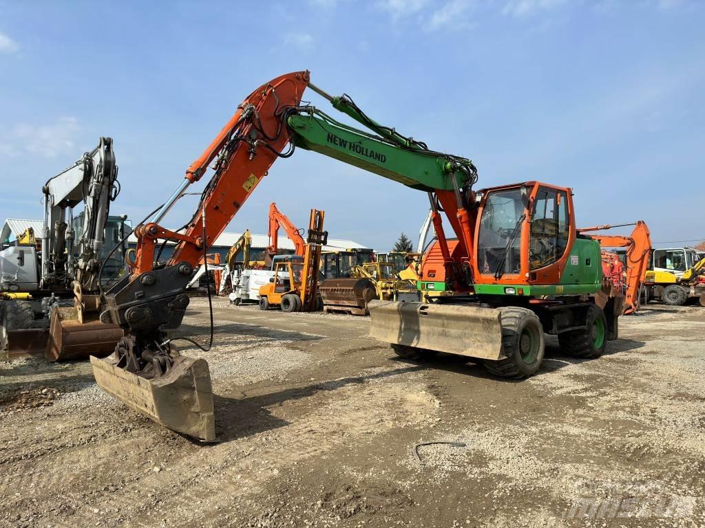 New Holland MH Plus Ratiniai ekskavatoriai