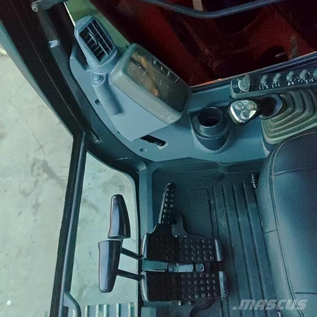 Hitachi ZX 120 Vikšriniai ekskavatoriai