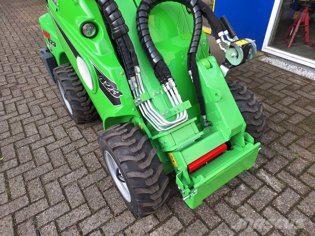 Avant 423 TDL Specialūs ekskavatoriai