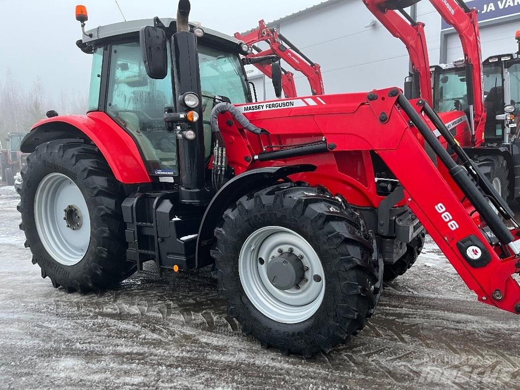 Massey Ferguson 7720 Traktoriai