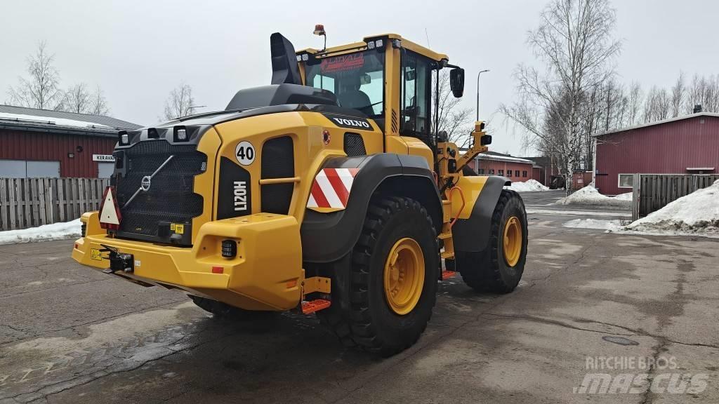 Volvo 120H Naudoti ratiniai krautuvai