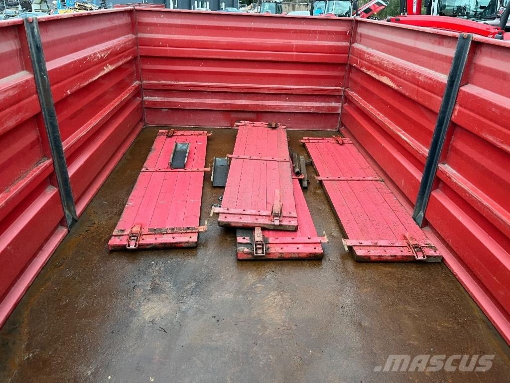 Tuhti W120 Savivartės priekabos