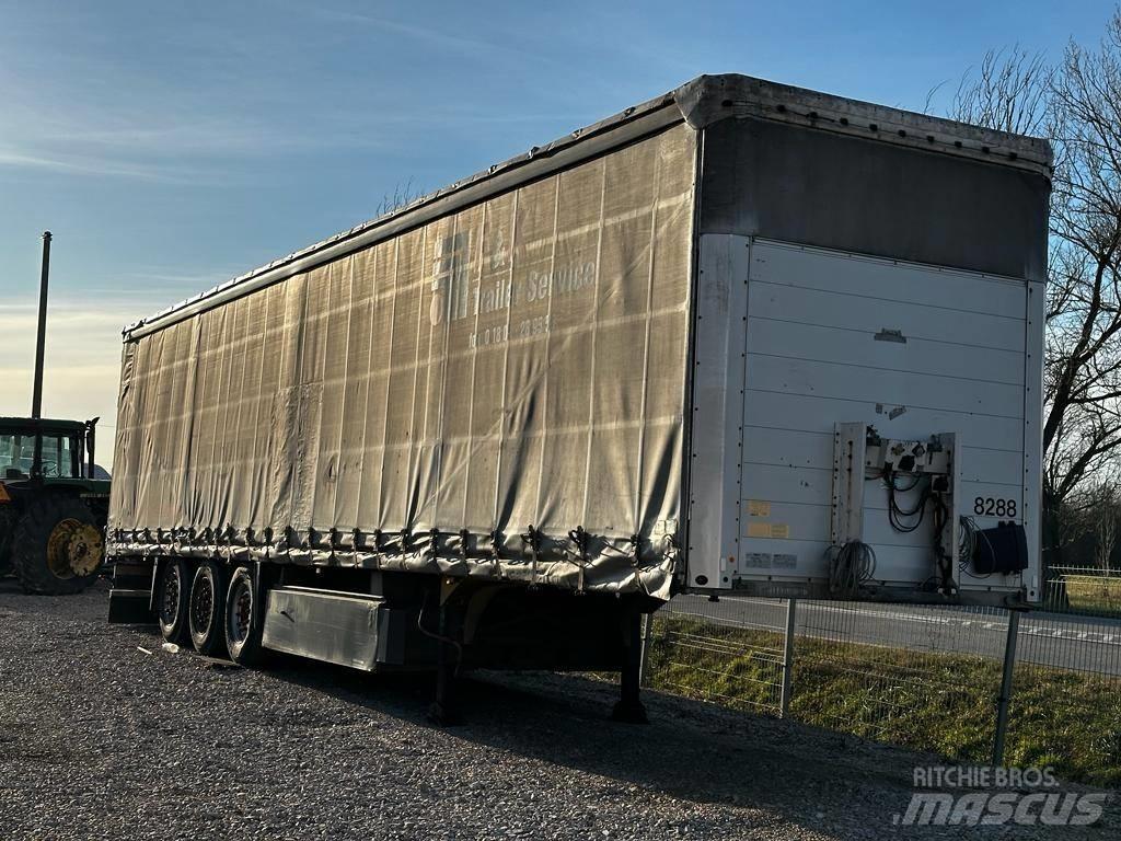 Schmitz SCS 24 L Priekabos su tentu