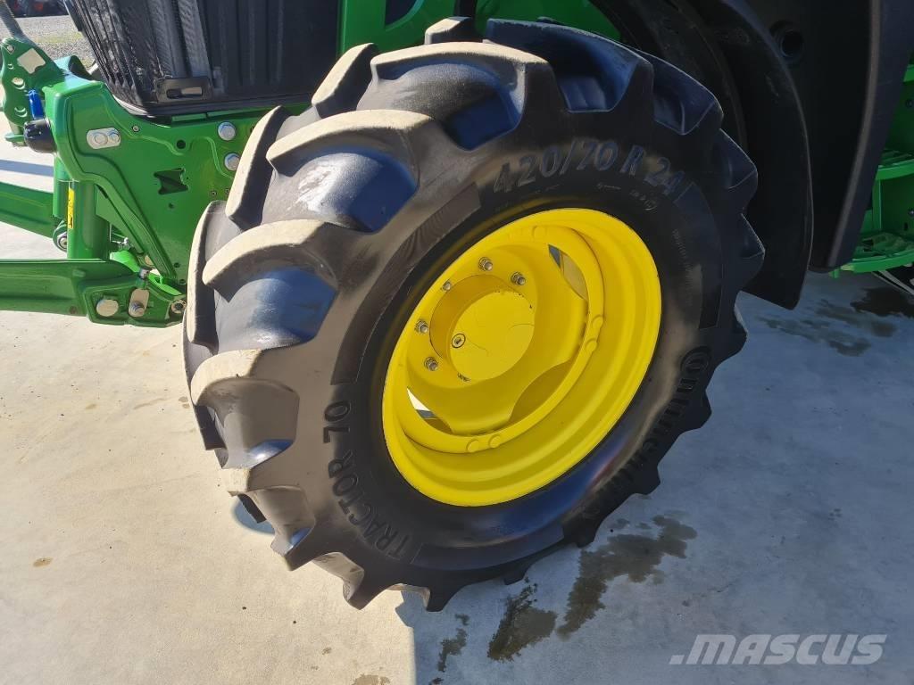 John Deere 6120 M Traktoriai