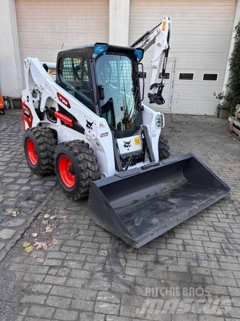 Bobcat S 650 Krautuvai su šoniniu pasukimu