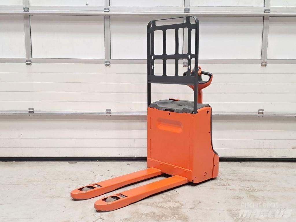 Linde T16 Mažų aukščių keltuvai