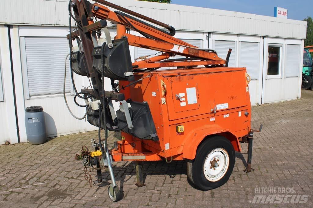 JLG 6308 AN Apšvietimo bokšteliai