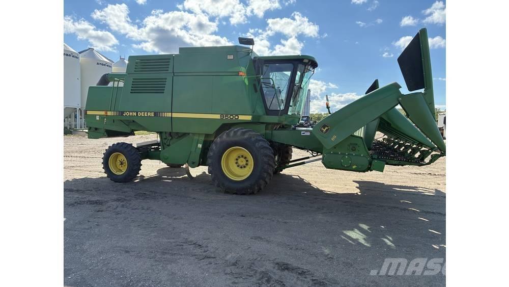 John Deere 9550 Derliaus nuėmimo kombainai