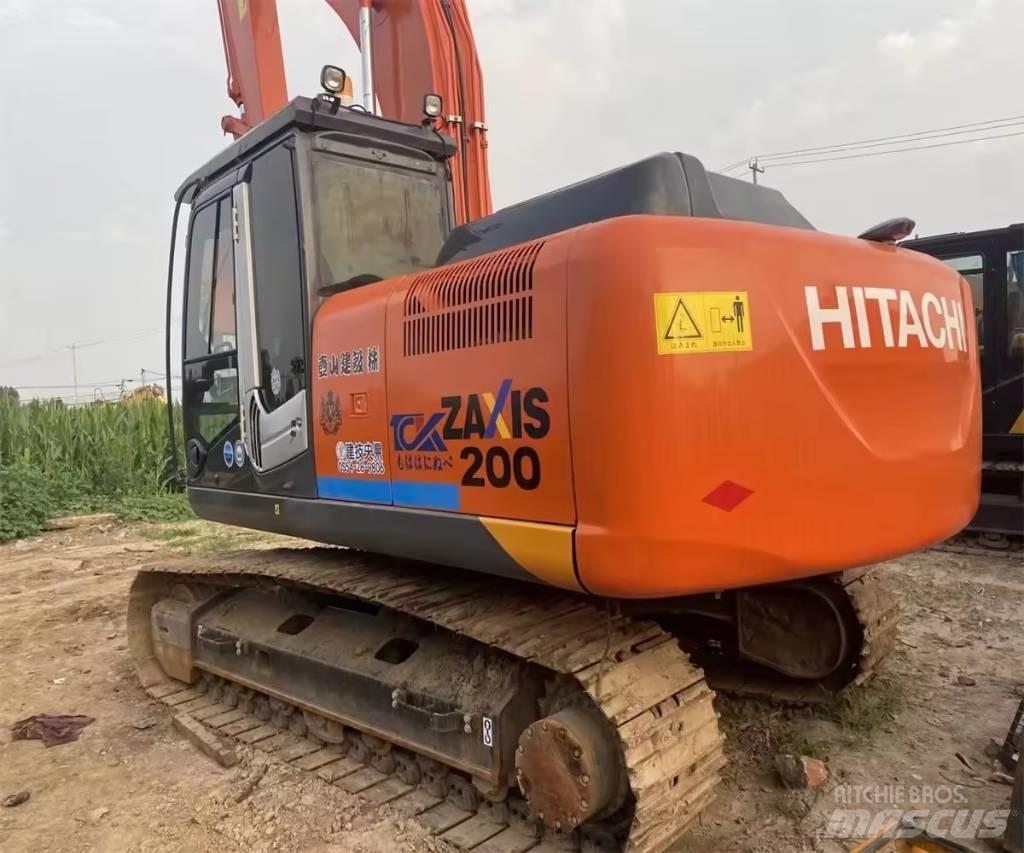 Hitachi ZX 200 Vikšriniai ekskavatoriai