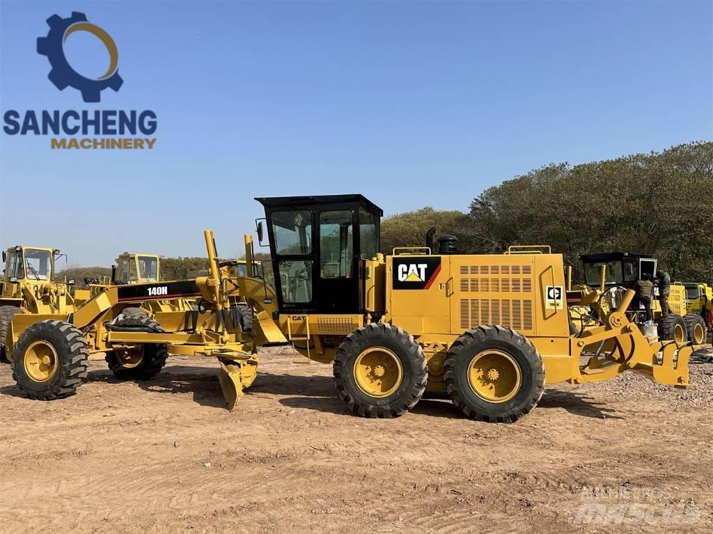 CAT 140 H Greideriai