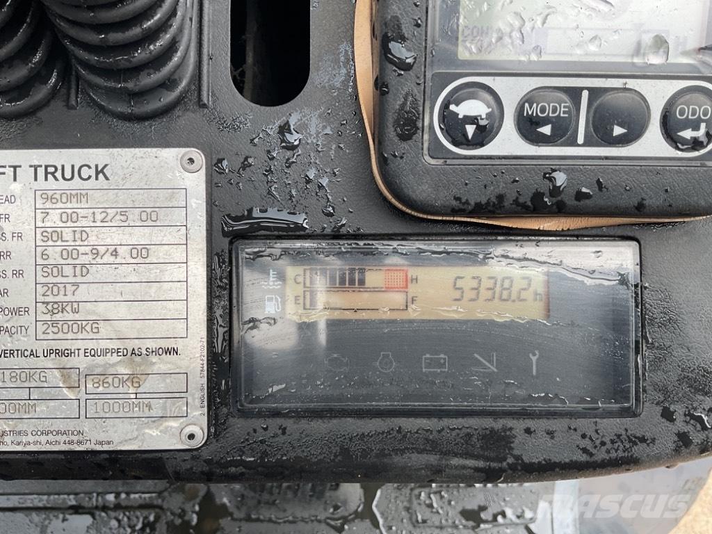 Toyota 02-FGF25 LPG (dujiniai) krautuvai