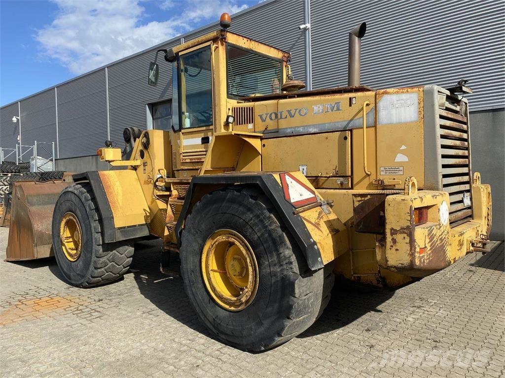 Volvo L150 Naudoti ratiniai krautuvai