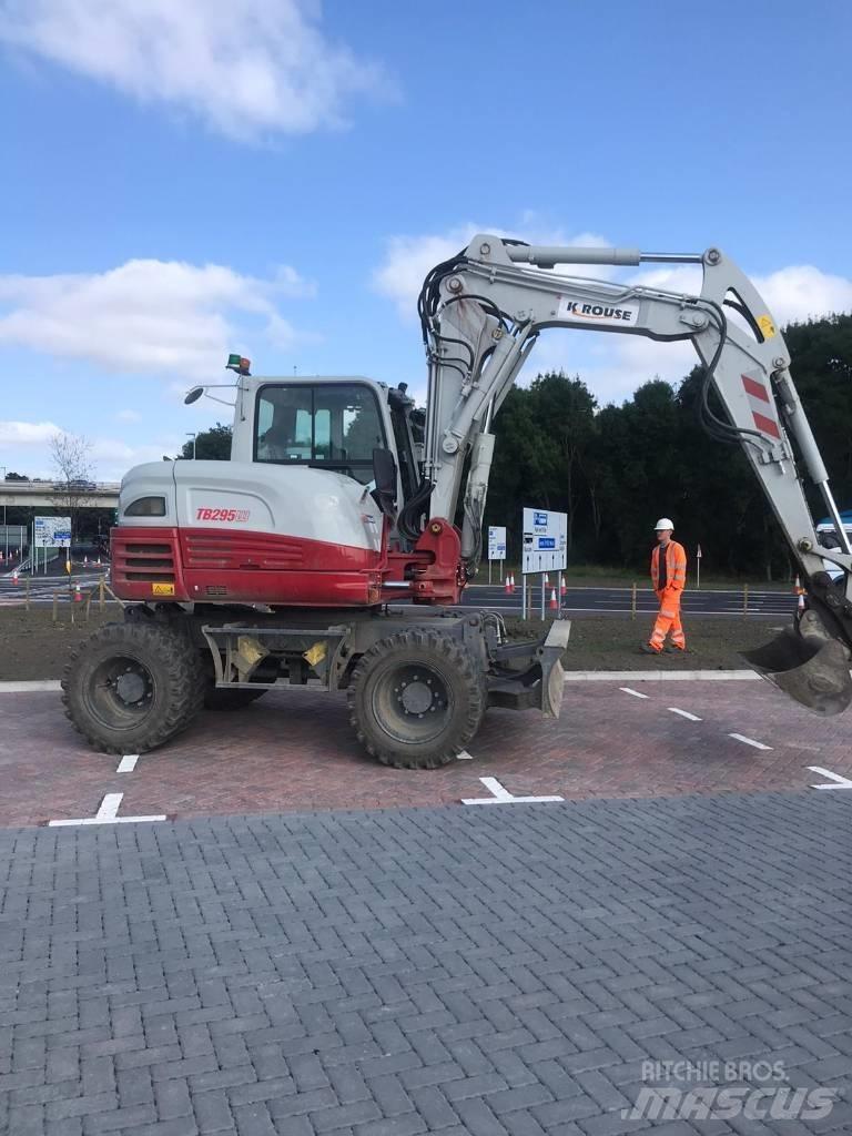 Takeuchi TB295W Ratiniai ekskavatoriai