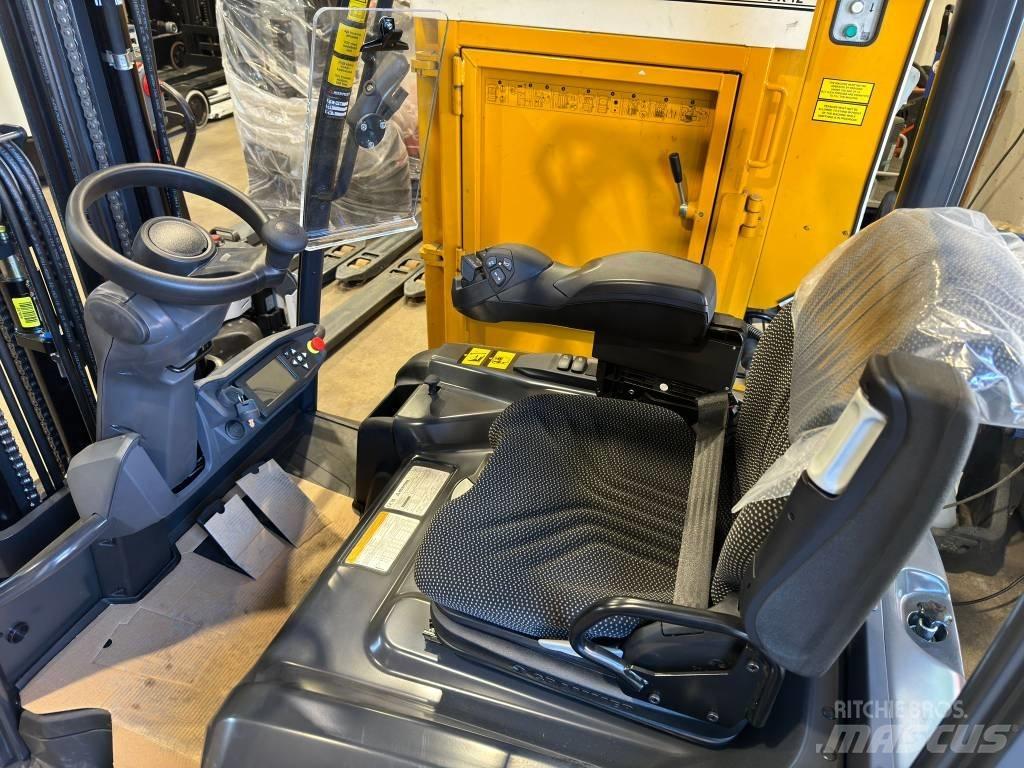 Mitsubishi FB16CN2T Elektriniai šakiniai krautuvai