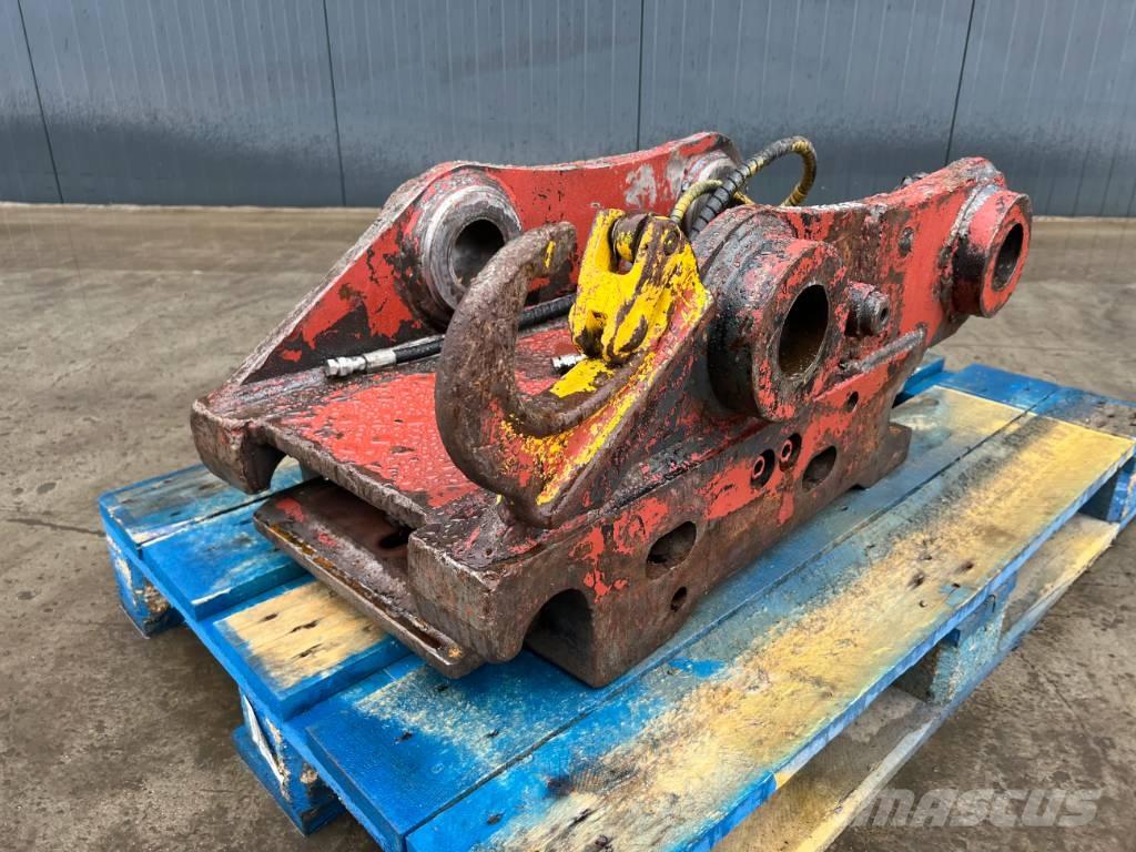 Engcon S70 - 323D Greito sujungimo jungtys