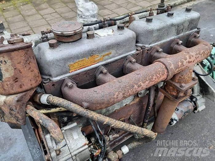  Engines 825 Transportas - Kita