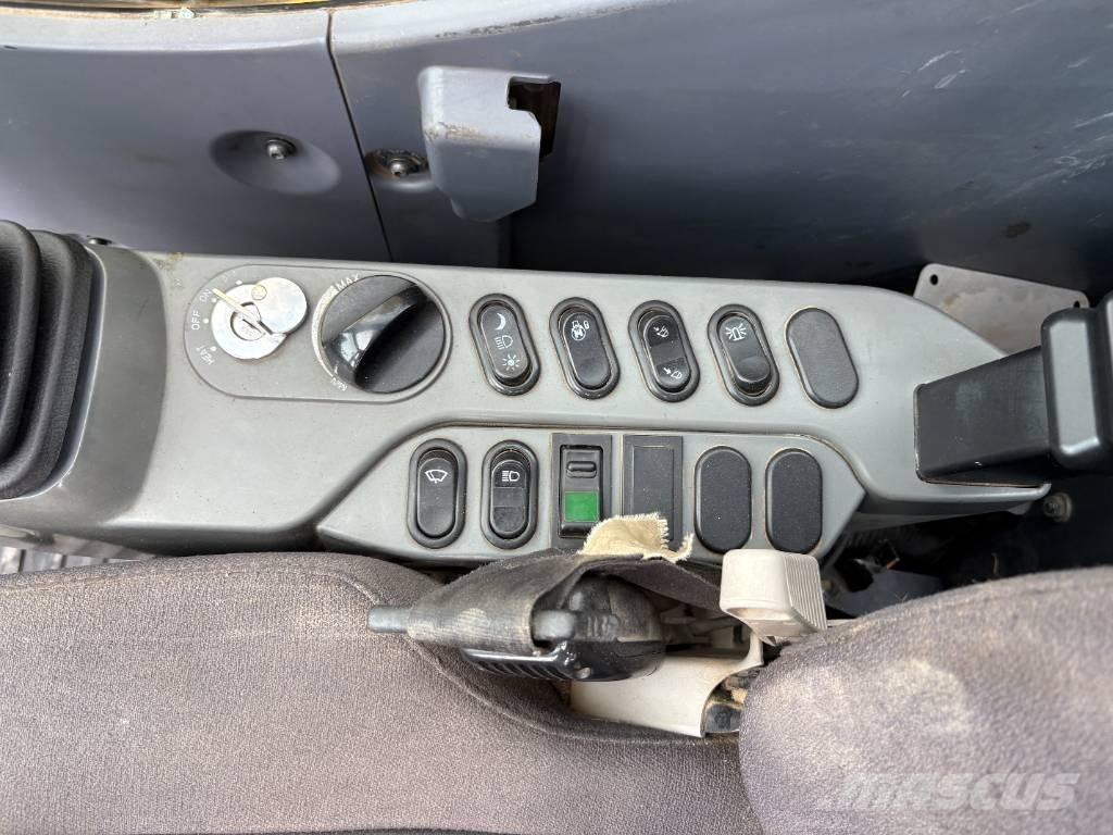 Komatsu PC360LC-10 Vikšriniai ekskavatoriai