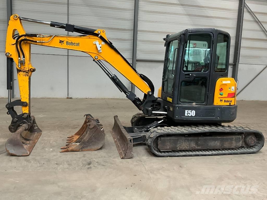 Bobcat E 50 Mini ekskavatoriai < 7 t