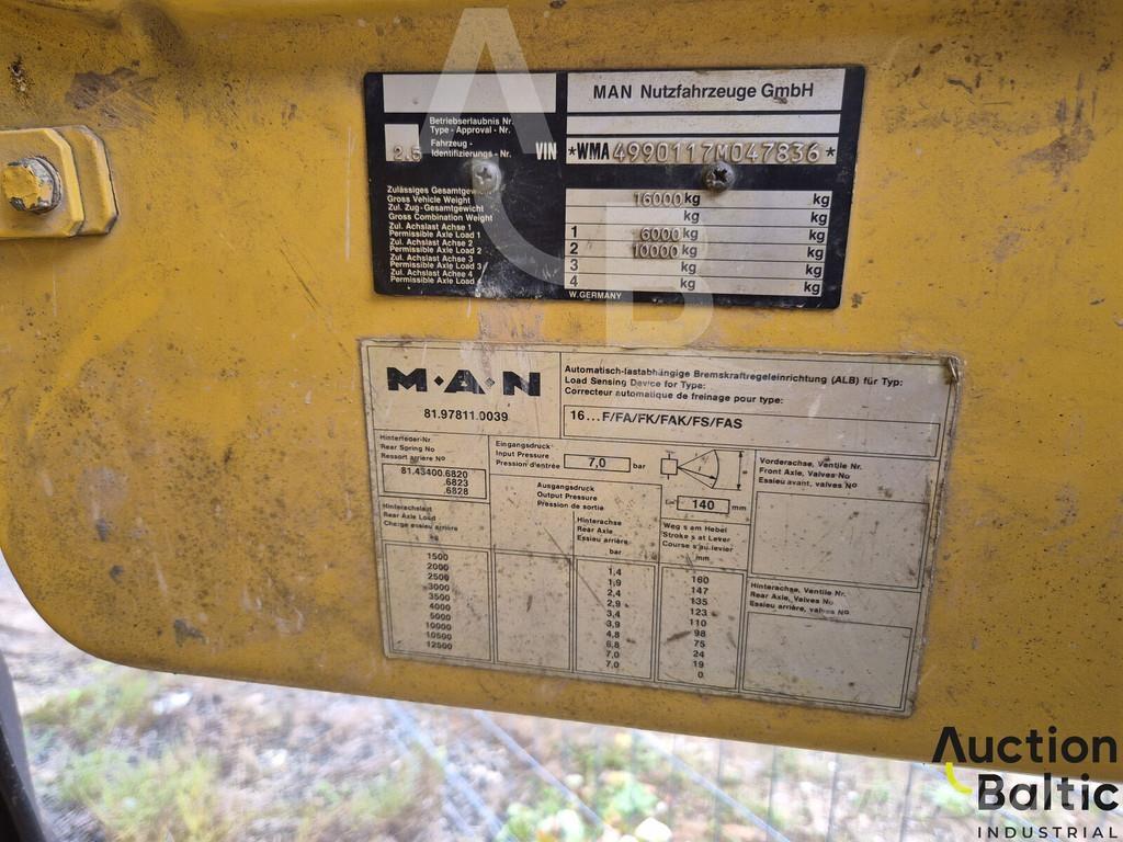 MAN 16.192 Savivarčių priekabų vilkikai