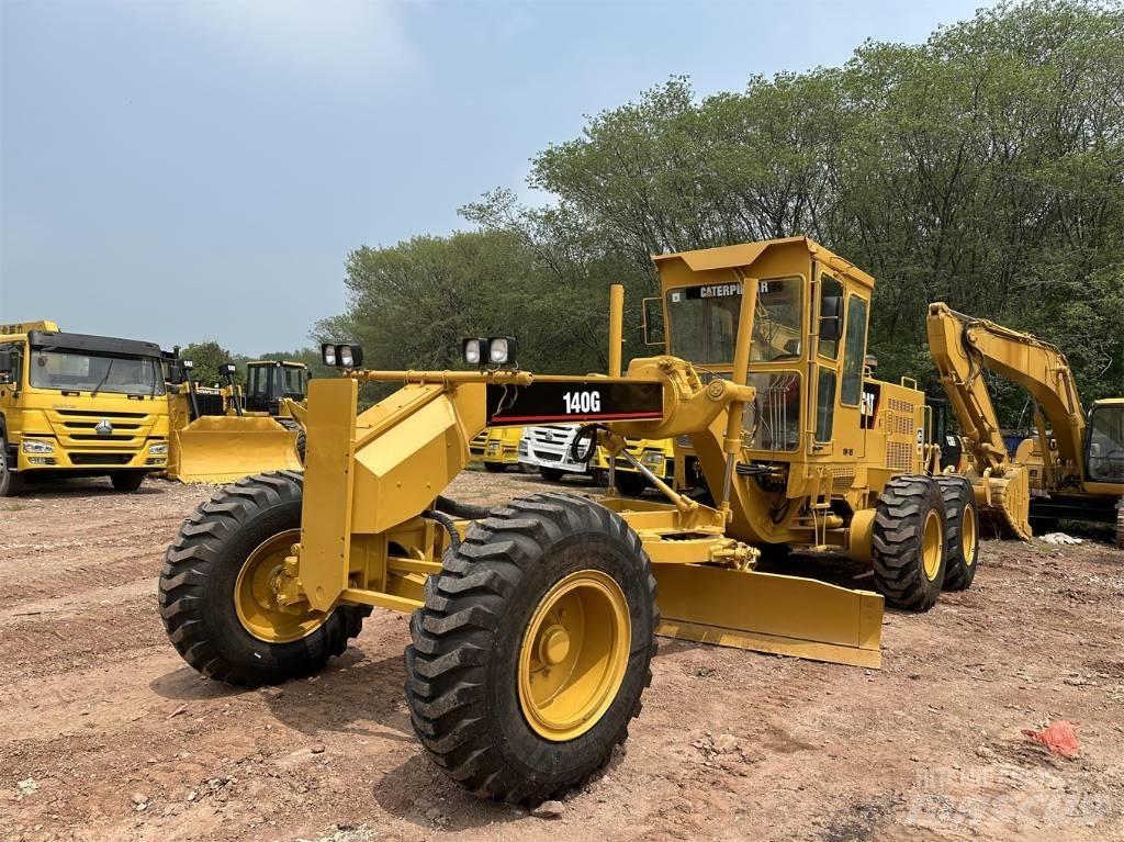 CAT 140G Greideriai