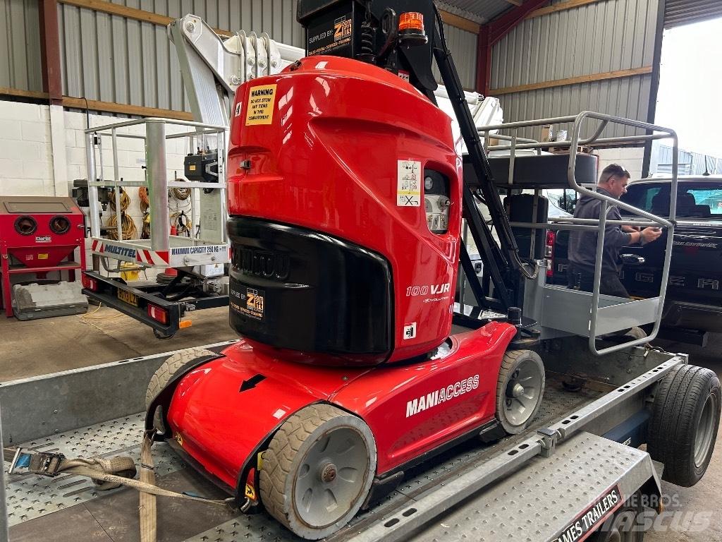 Manitou 100 VJR Vertikalūs stiebiniai keltuvai