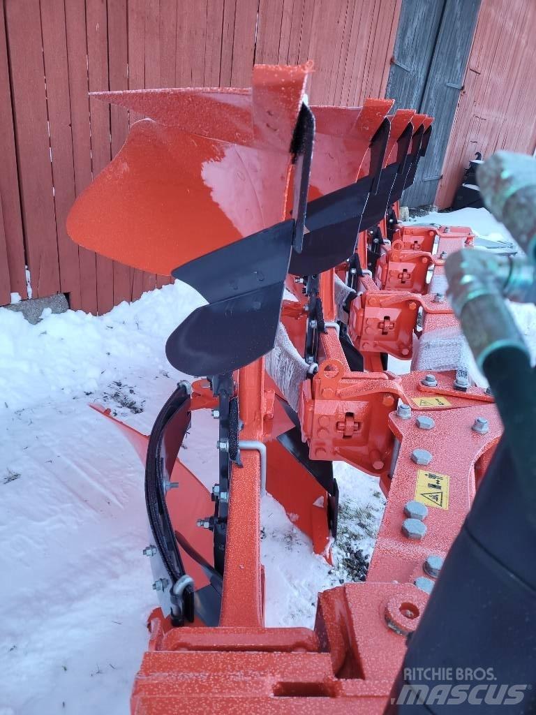 Kubota RM 3005V Apverčiamieji plūgai