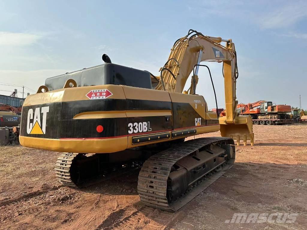 CAT 330B Vikšriniai ekskavatoriai