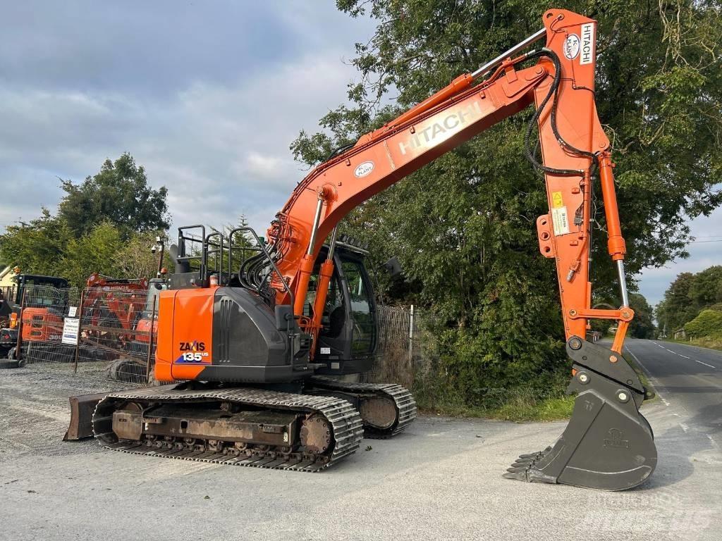 Hitachi ZX 135 US-6 Vikšriniai ekskavatoriai