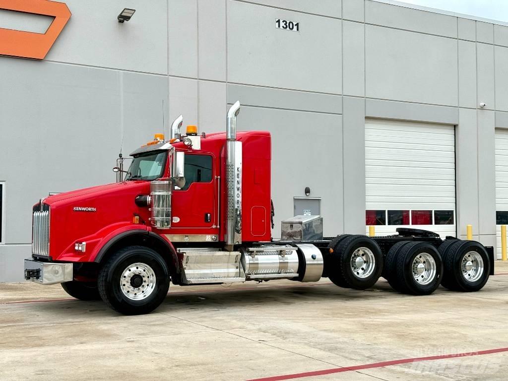 Kenworth T 800 Naudoti vilkikai