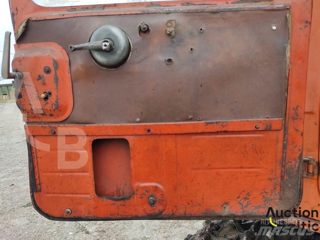  Onbekend DT-75 Vikšriniai buldozeriai