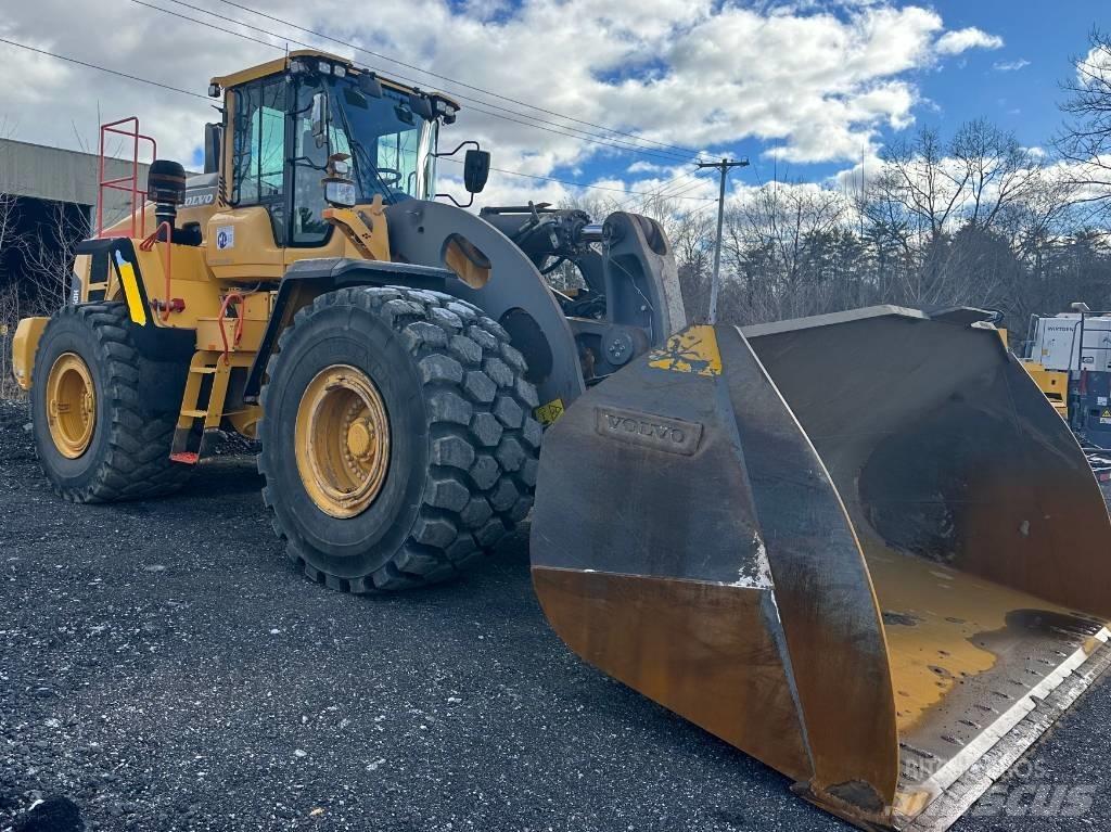 Volvo L 260 H Naudoti ratiniai krautuvai
