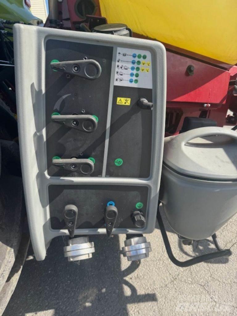 Hardi Mega 1500 Įmontuoti purkštuvai