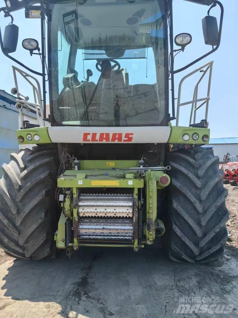 CLAAS Jaguar 960 4WD Pašarų ruošimo technika