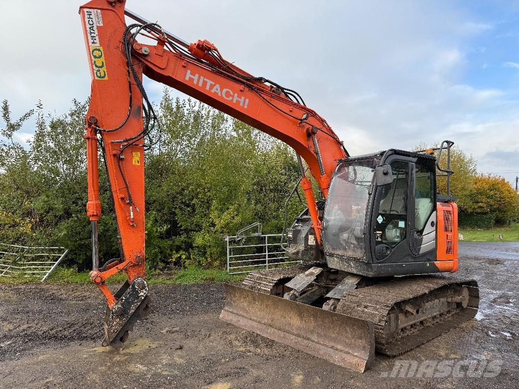 Hitachi ZX 135 US-6 Vikšriniai ekskavatoriai