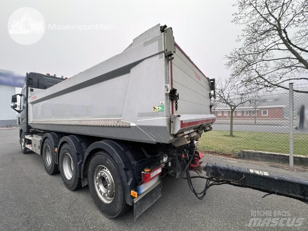 Volvo FH 16 750 Savivarčių priekabų vilkikai