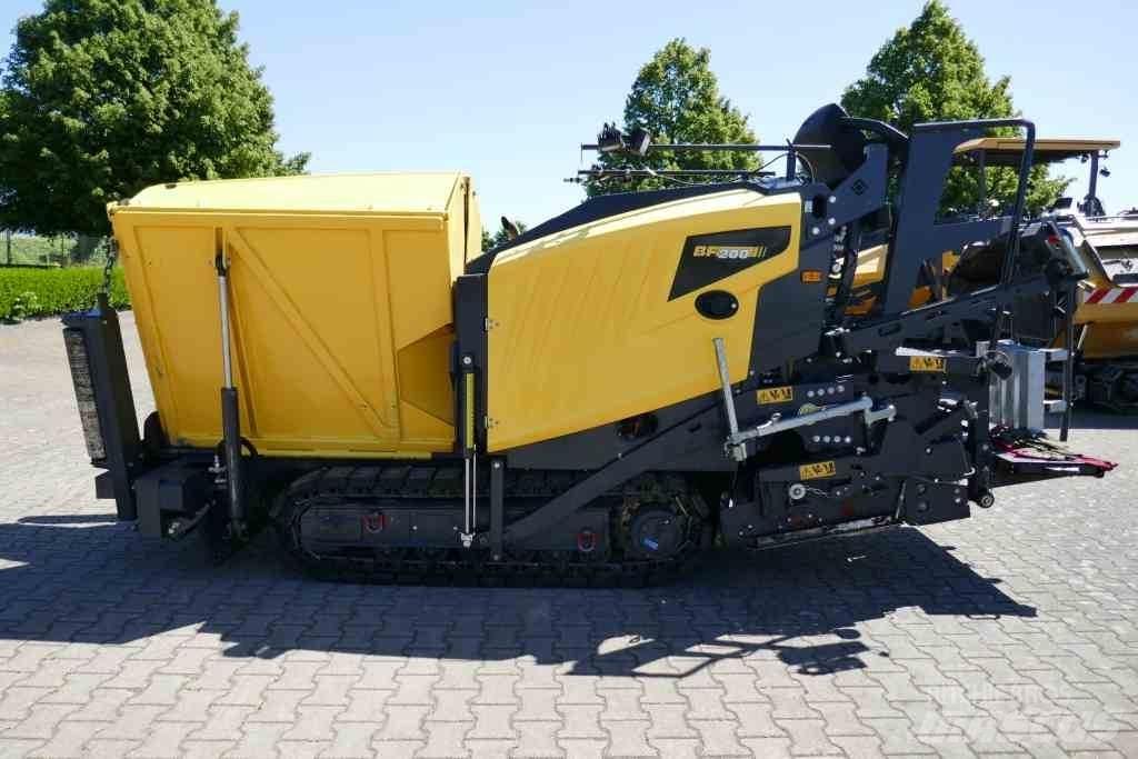 Bomag BF 200 C-2 Maža asfalto klojimo technika