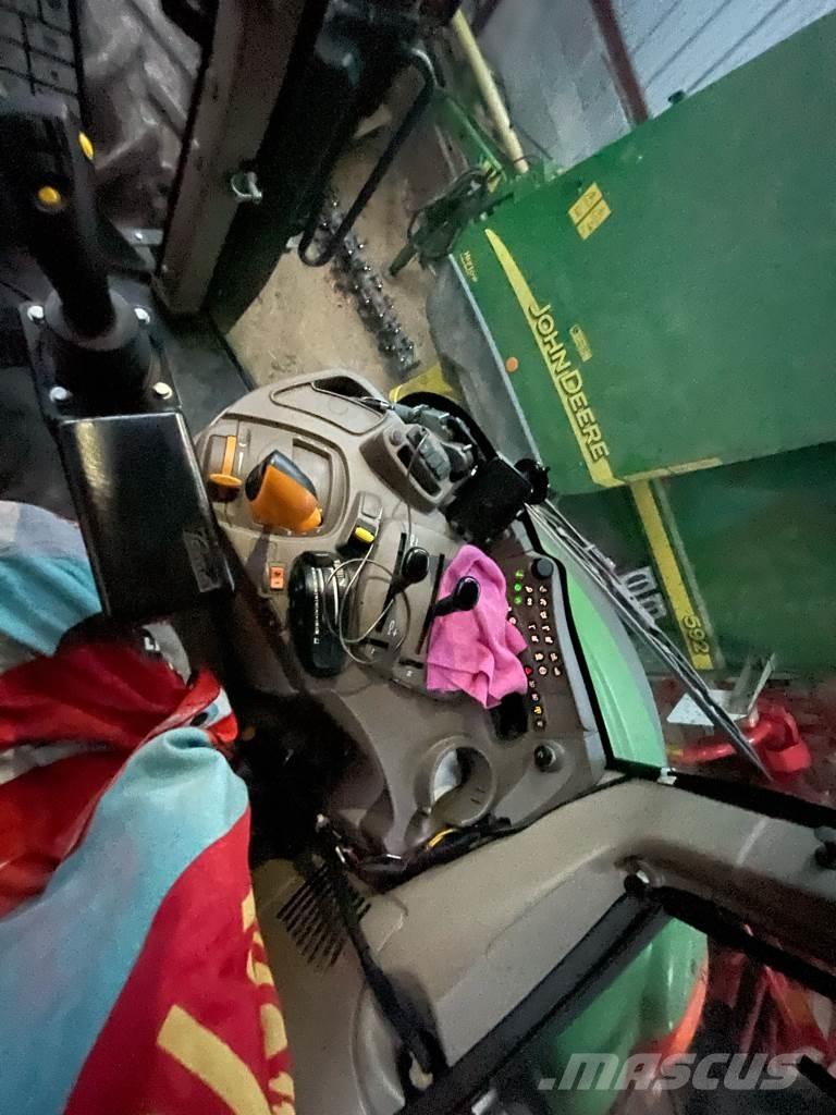 John Deere 6100 M Traktoriai
