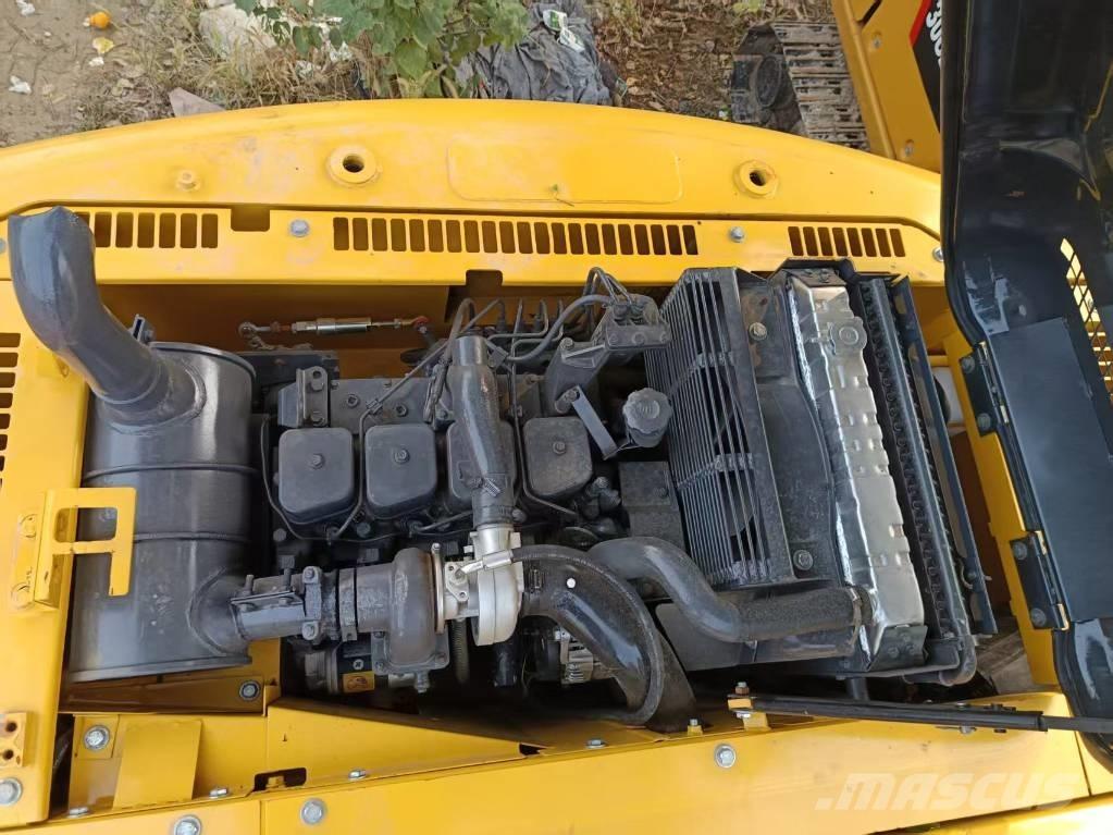 Komatsu PC 120 Vikšriniai ekskavatoriai