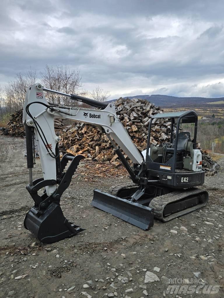 Bobcat E 42 Mini ekskavatoriai < 7 t