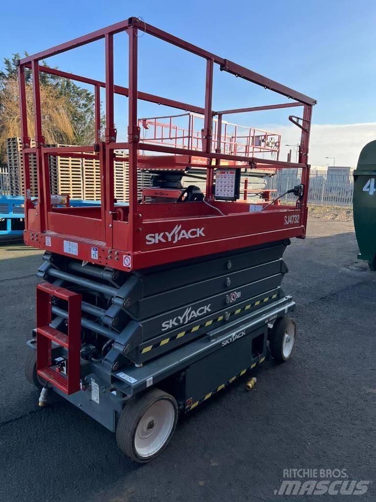 SkyJack SJ 4732 Žirkliniai keltuvai