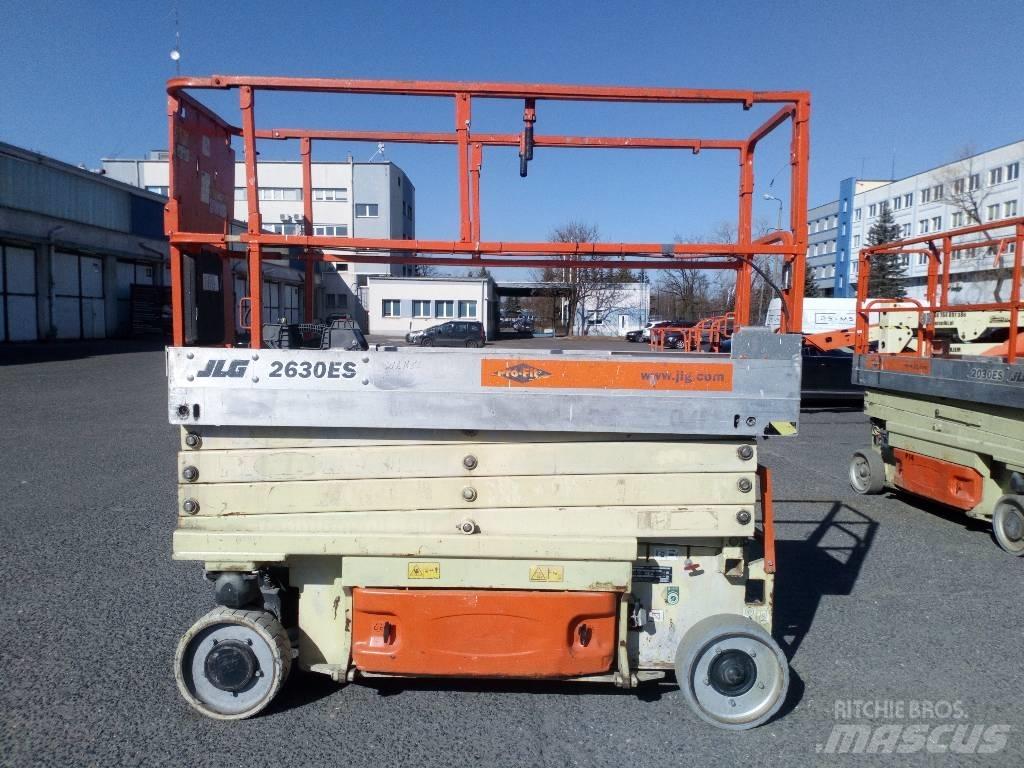 JLG 2630 ES Žirkliniai keltuvai