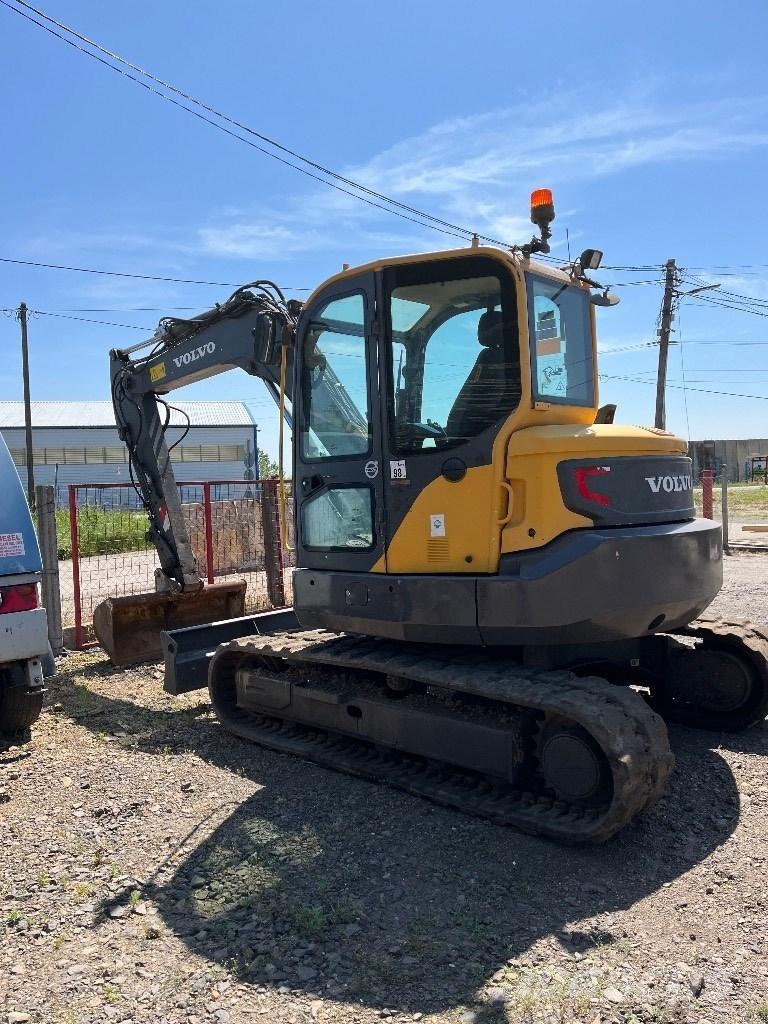 Volvo ECR88D Vidutinės galios ekskavatoriai 7-12 t